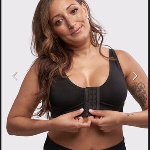 Sleek Black Front Closure Bra